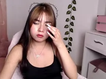 sweet_hannaah live stage