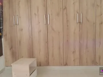 sweett_petite live stage