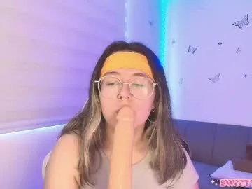 sweettvera_ live stage