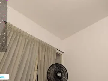 sylvana_mills_x live stage
