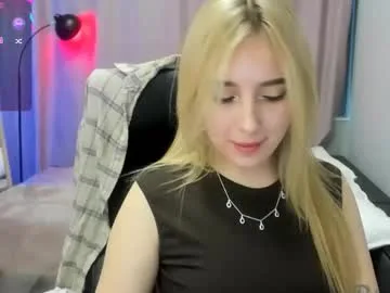 taisia_hot live stage