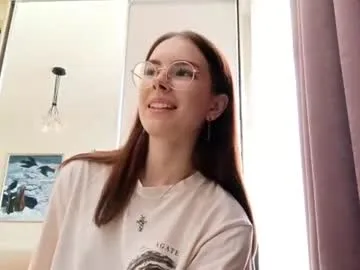tawnyzenisek live stage