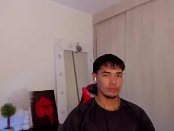 thomas_latin_boy live stage