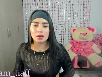tifany_tay2 live stage