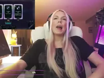 tinykylie live stage