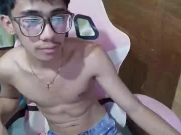 ur_fuckerboy live stage