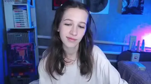 Live thumbnail for ur_kitty__