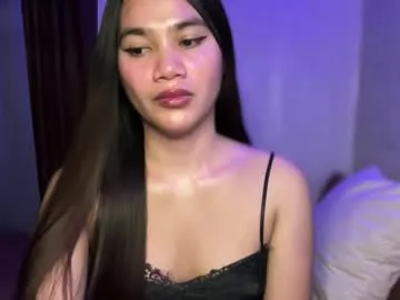 urhottylicious_cum live stage