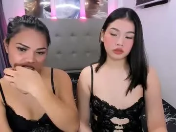 ursweetgirl_chanti live stage