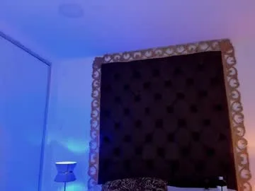 valeriacardenas_ live stage