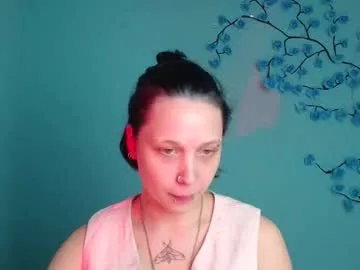 vanessa_lissme live stage