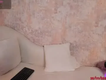 vanessafox__ live stage