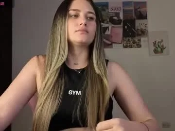 veronika__winslow_ live stage