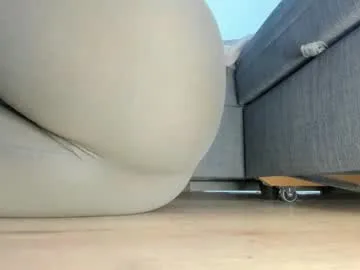 wet_pants2022 live stage