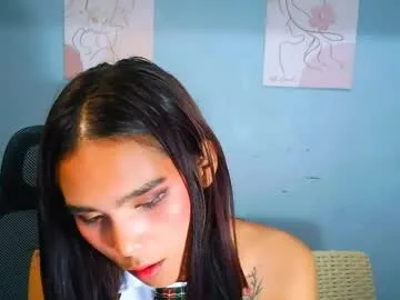 xxmiahot live stage
