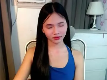 yourdreamfuckdoll live stage