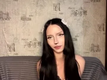 yuettelanpher live stage