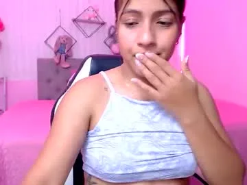 zara_cute18 live stage
